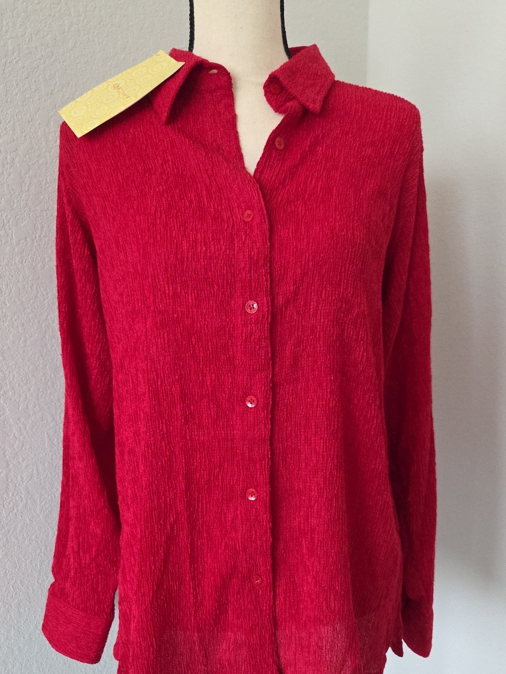 New Denim&Co Red Long-Sleeve Button-Down Shirt Medium Christmas Holiday Party